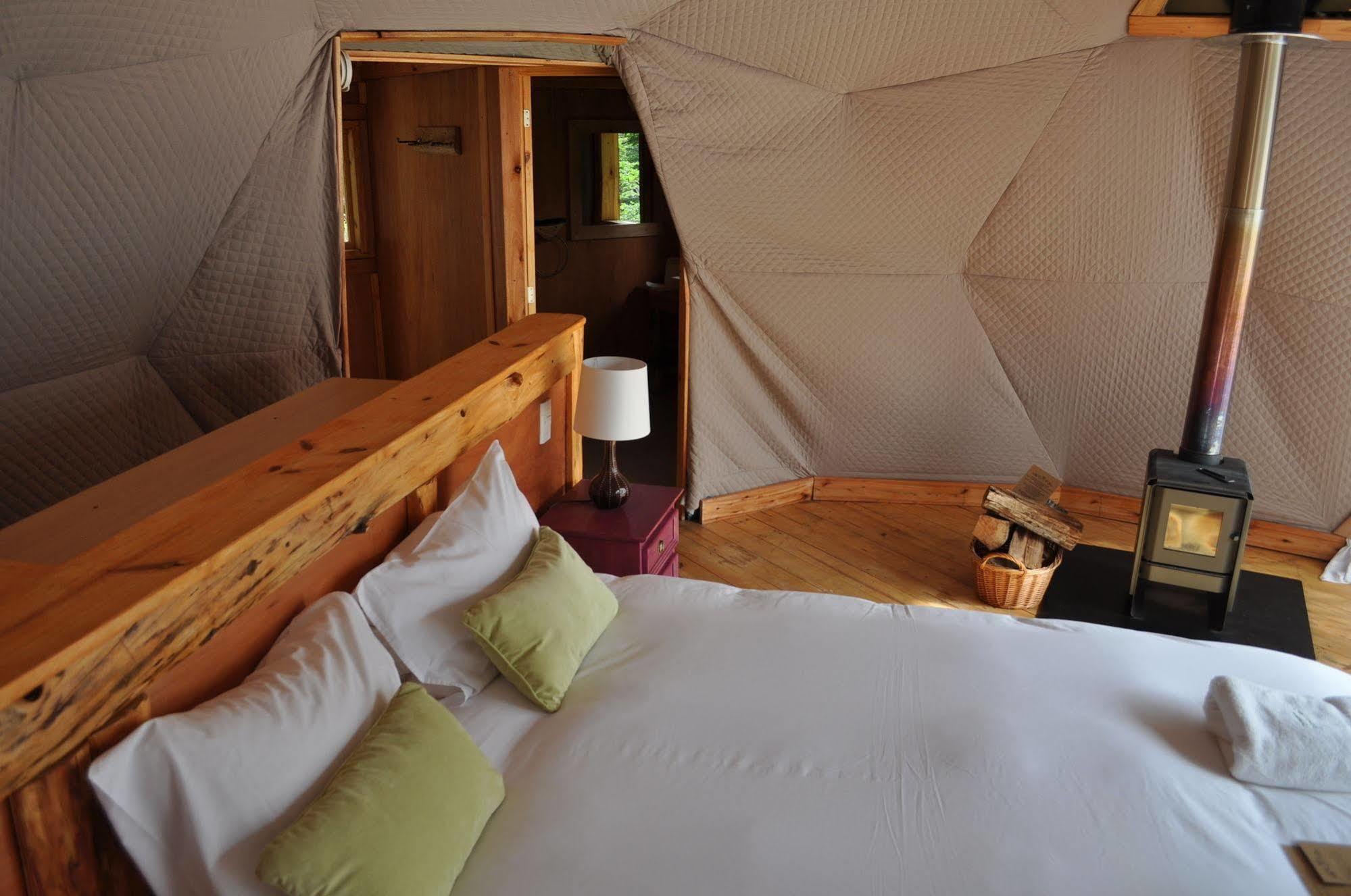 فندق Patagonia Eco Domes إل تشالتين المظهر الخارجي الصورة
